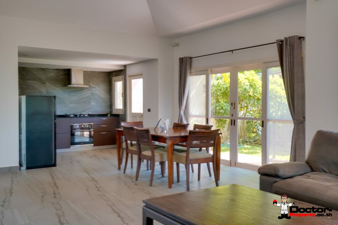 3 Bedroom Garden Villa with Pool in Choeng Mon, Koh Samui – For Sale